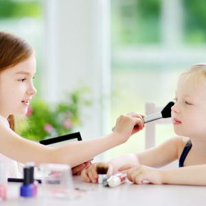 MAQUILLAJE INFANTIL